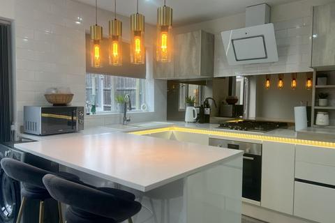2 bedroom end of terrace house for sale, Old Oscott Lane, Great Barr, Birmingham, B44 8TS