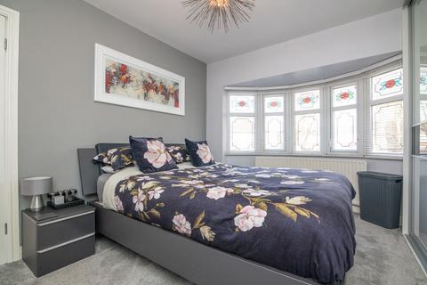 3 bedroom semi-detached house for sale, Shaftesbury Road, Wednesbury