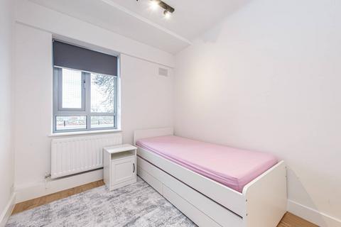 2 bedroom flat to rent, West End Lane, West Hampstead, London, NW6