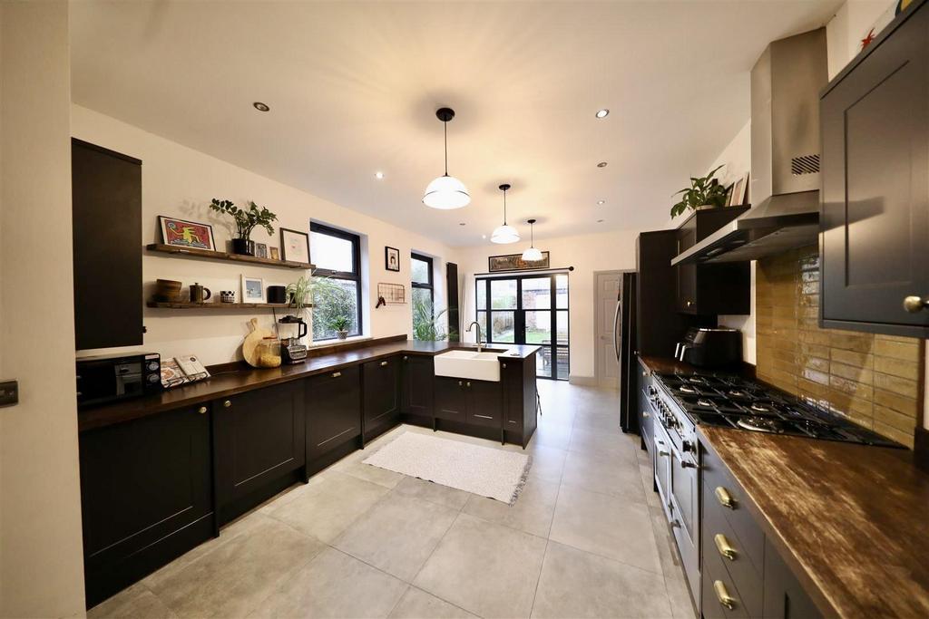 Kitchen diner