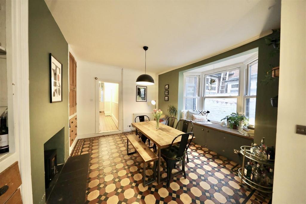 Kitchen diner