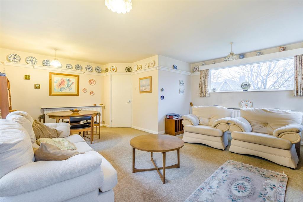 8676442-interior12.jpg