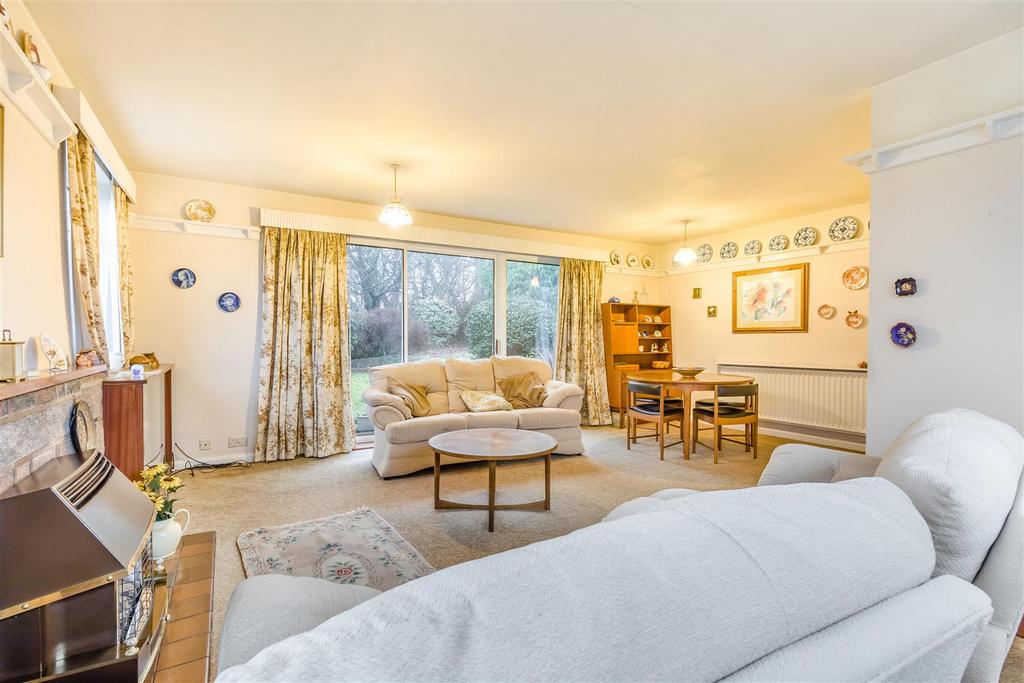 8676442-interior13.jpg