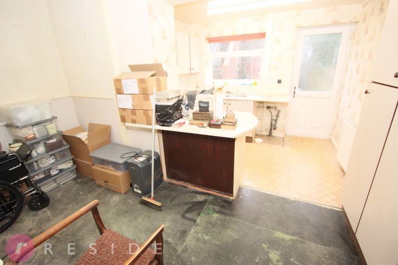 Dining Room /...