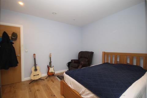 3 bedroom apartment for sale, Peterborough Road, Harrow