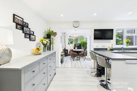 3 bedroom detached house for sale, Woodland Road, Watchet