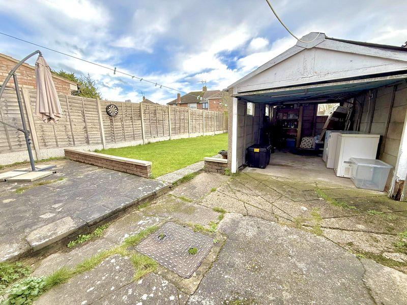 Garage And Garden