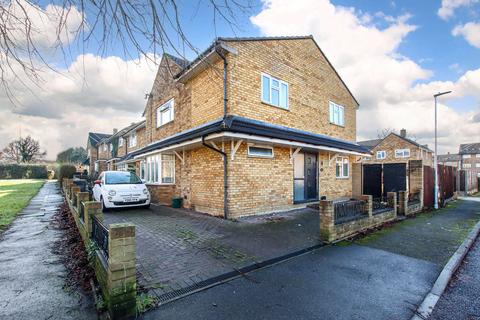 Farland Road, Hemel Hempstead
