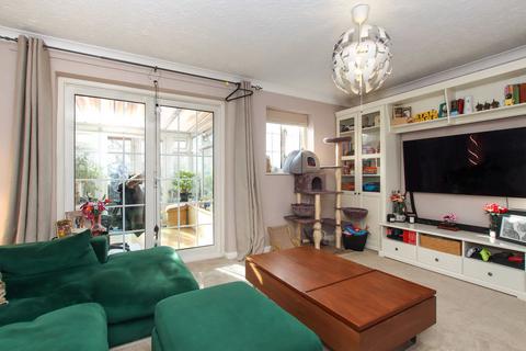 3 bedroom end of terrace house for sale, Laidon Square, Hemel Hempstead