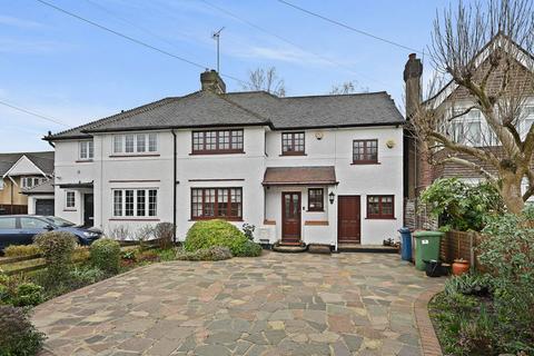 4 bedroom semi-detached house for sale, Parkfield Gardens, North Harrow