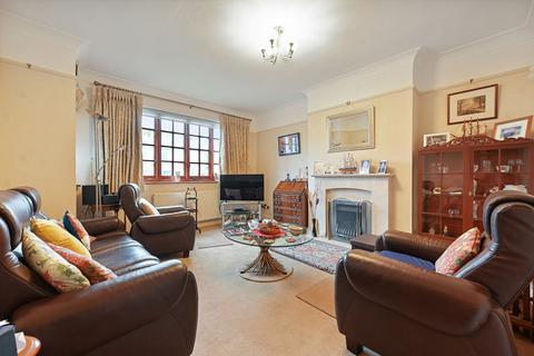 4 bedroom semi-detached house for sale, Parkfield Gardens, North Harrow