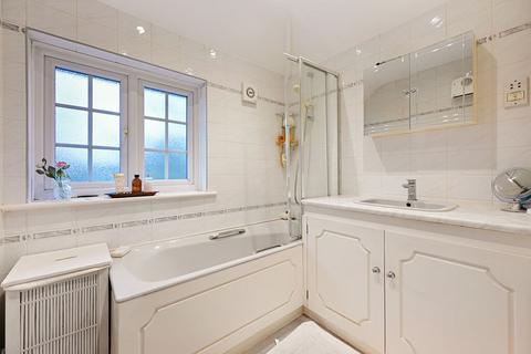 4 bedroom semi-detached house for sale, Parkfield Gardens, North Harrow