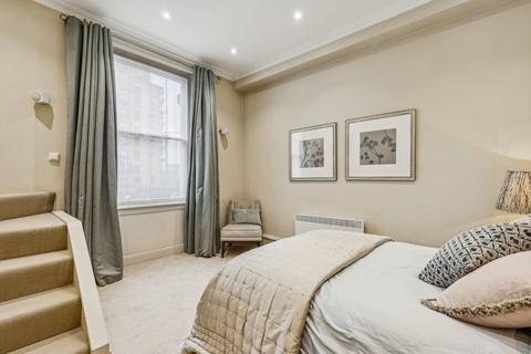 1 bedroom flat for sale, Cornwall Gardens, South Kensington, London