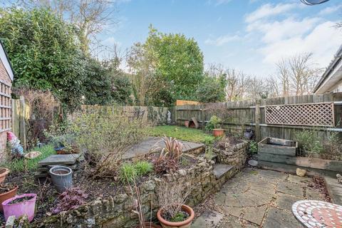2 bedroom semi-detached house for sale, Cowdray Close, Milton Keynes