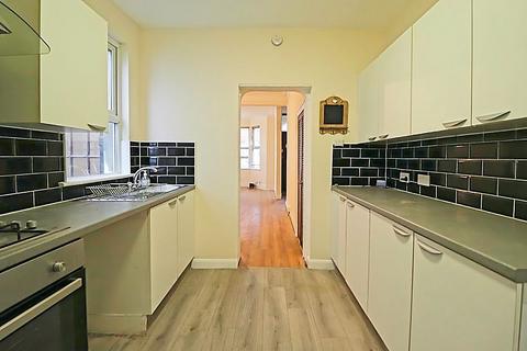 3 bedroom terraced house for sale, Fairfax Drive, Westcliff-On-Sea
