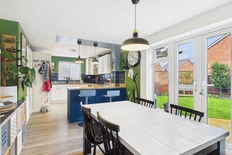 4 bedroom detached house for sale, Gorse Fields, Pershore