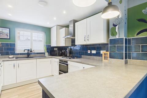 4 bedroom detached house for sale, Gorse Fields, Pershore