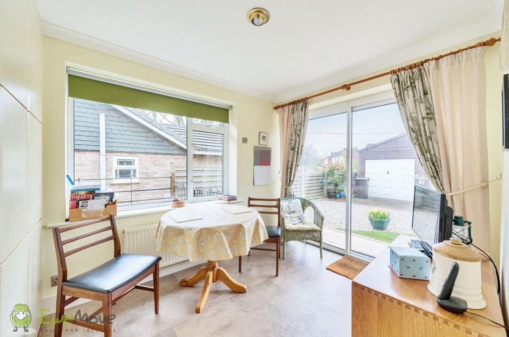 Breakfast Room