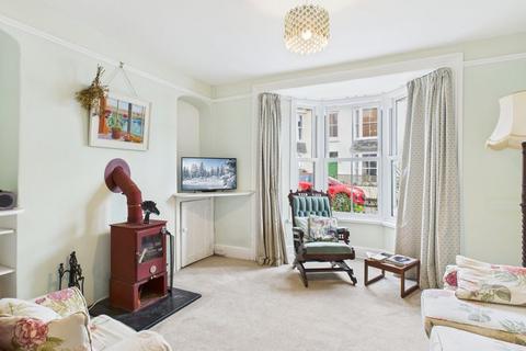 undefined, Bay View Terrace, Penzance- Beautifully presented