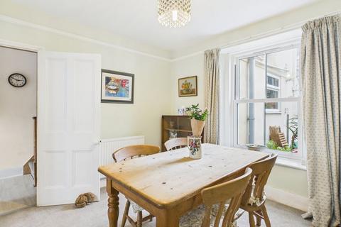 undefined, Bay View Terrace, Penzance- Beautifully presented