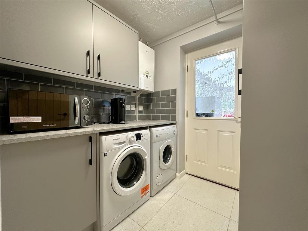 Utility Room 467