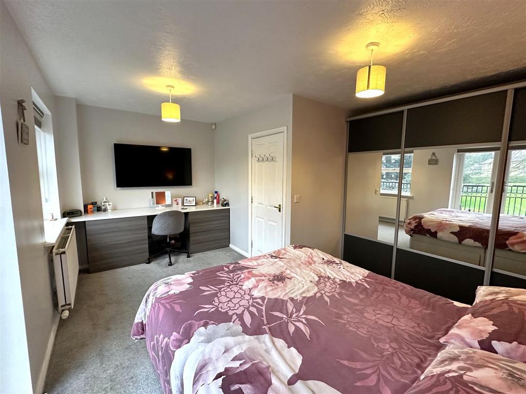 Bedroom One With Fitted Wardrobes 514