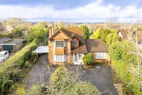 4 bedroom detached house for sale, Mayfield Road, Crowborough