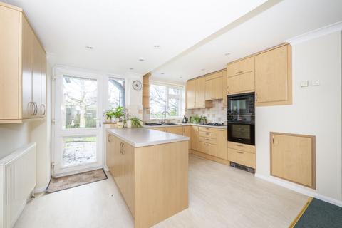 undefined, Common Wood Rise, Crowborough
