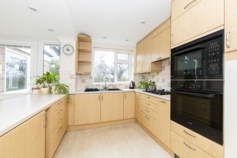 undefined, Common Wood Rise, Crowborough
