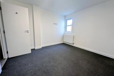 undefined, High Street South, Bedfordshire LU6