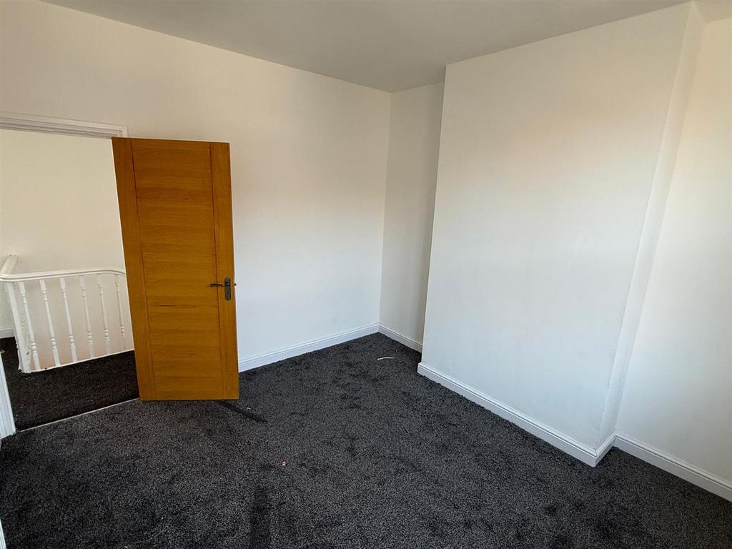 Bedroom 2 .jpeg