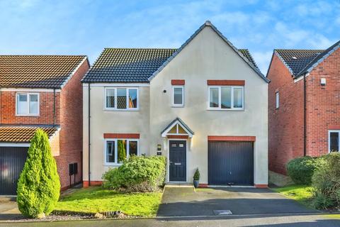 5 bedroom detached house for sale, Lewis Crescent, Nottingham, NG15