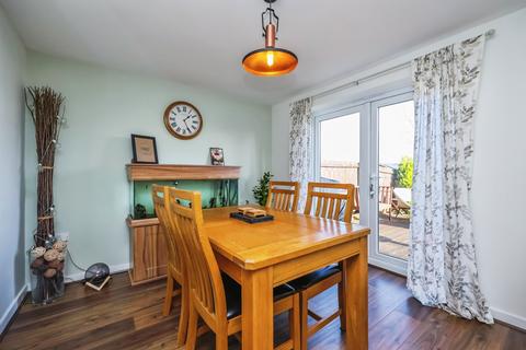 undefined, Lewis Crescent, Nottingham, NG15