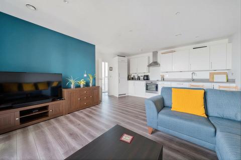 1 bedroom apartment for sale, Hutton Court | Ilford Hill Ilford | IG1