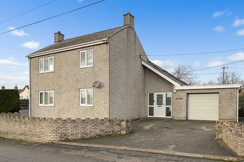 4 bedroom detached house for sale, Llanbedrgoch, Isle of Anglesey, LL76
