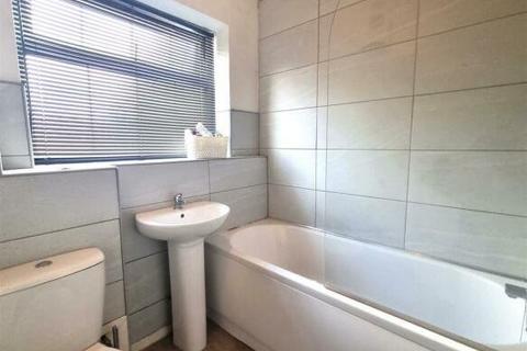 undefined, Signal Grove, Walsall, West Midlands, WS3