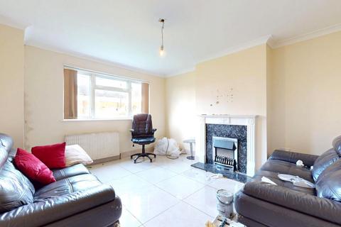 2 bedroom flat for sale, 15 Third Avenue, Wembley, HA9 8QE