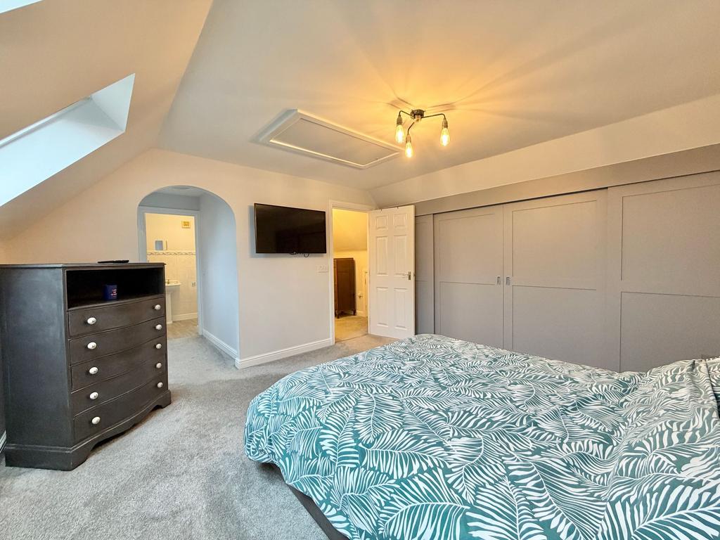 Main Bedroom