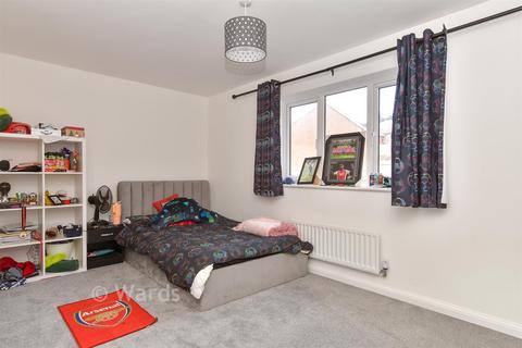 3 bedroom townhouse for sale, Worrall Drive, Wouldham, Rochester, Kent