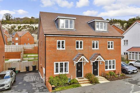 3 bedroom townhouse for sale, Worrall Drive, Wouldham, Rochester, Kent