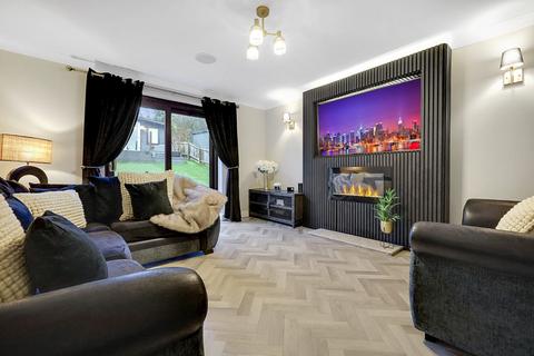 undefined, Mountview Close, Basildon
