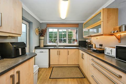 3 bedroom detached house for sale, Vincent Close, Warrington, WA5