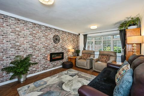 3 bedroom detached house for sale, Vincent Close, Warrington, WA5