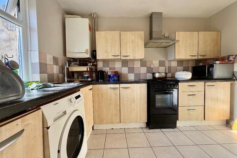 undefined, Summerfield Road, Dallow Road Area, Luton, Bedfordshire, LU1 1UH