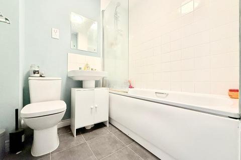 undefined, Dray Gardens, Warden Hills, Luton, Bedfordshire, LU3 3FF