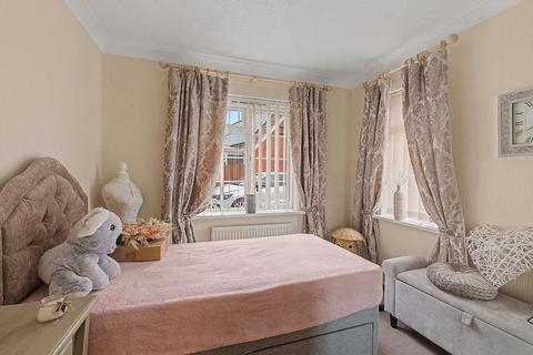 2 bedroom detached bungalow for sale, Southfields Close, Wisbech, Cambs, PE13 3XG