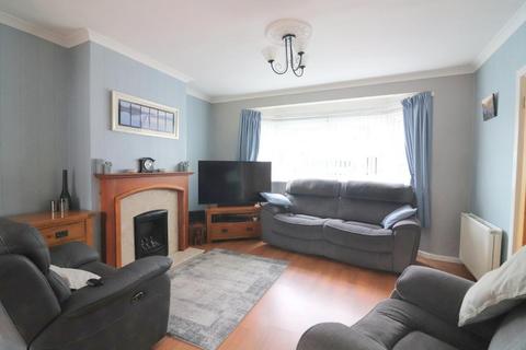 undefined, Luton LU1