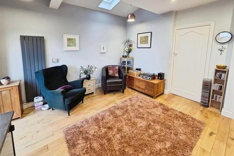 3 bedroom semi-detached house for sale, Exton Road, Sherwood, Nottingham, NG5 1HB