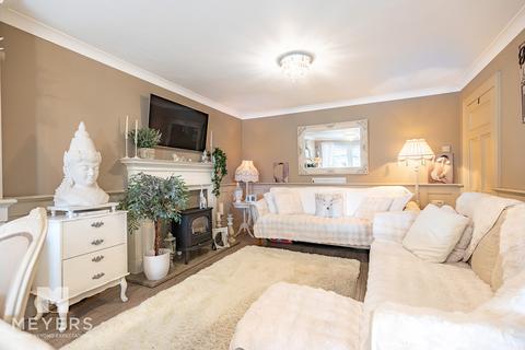 undefined, Richmond Park Crescent, Queens Park, BH8 9BU
