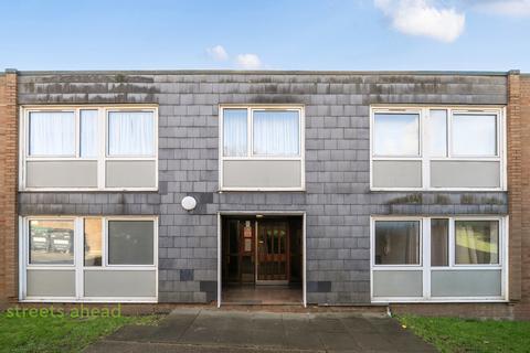 2 bedroom apartment for sale, Menlo Gardens, London, SE19